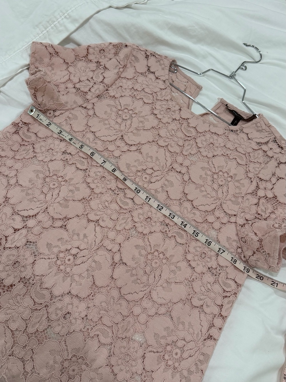 BCBGMaxAzria Pink Lace Dress Diane Dress M Summer Dress BCBG Max Azria GUC - Picture 8 of 11